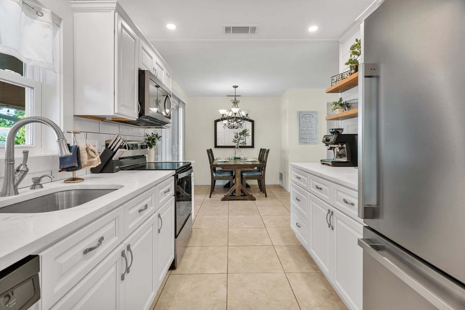 This spacious, fully-equipped kitchen makes cooking while on vacation a breeze!