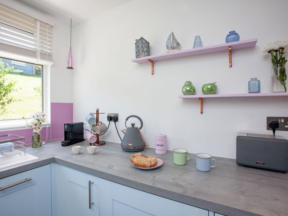 Kitchen area | Hideaway, Dartmouth