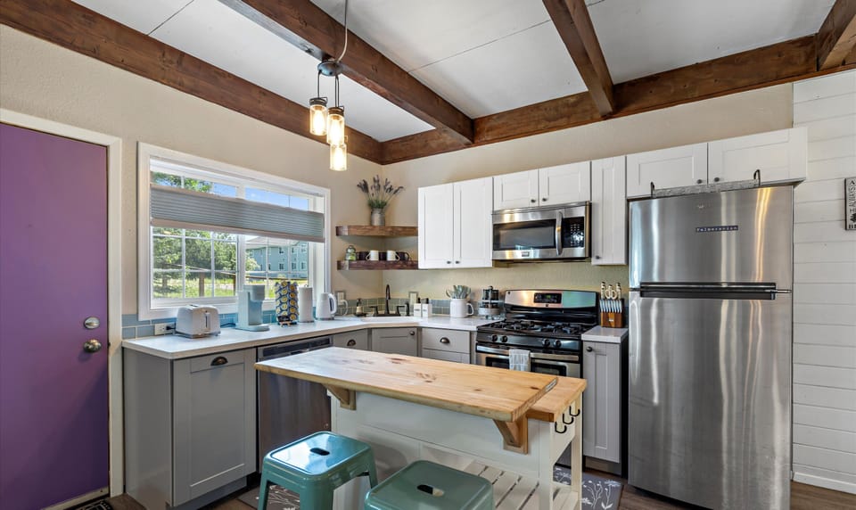 Pull up to the island for breakfast before you walk into town to enjoy the day in Palmer.