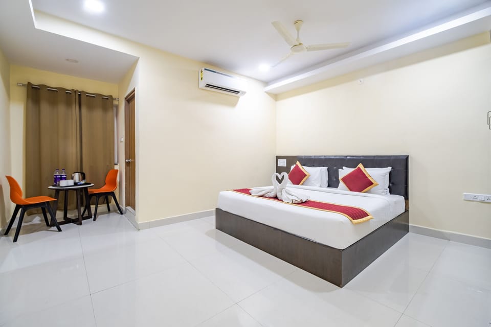 Executive Room | Premium bedding, down comforters, pillowtop beds, rollaway beds