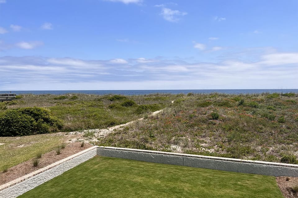 Direct beach access path