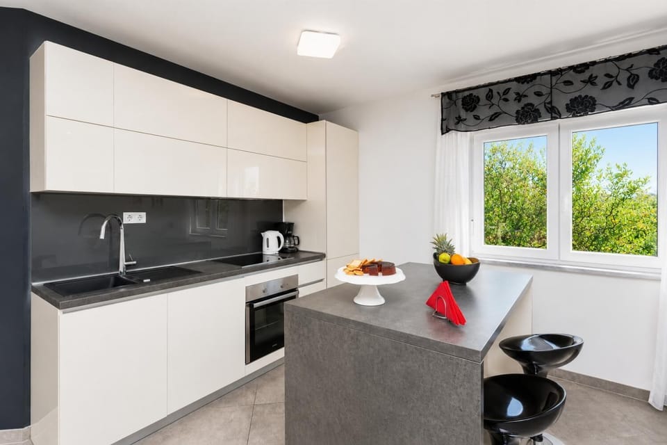 Equipped kitchen