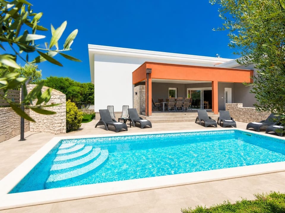 Beautiful villa with private pool and terrace