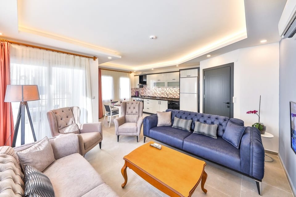 Classic Apartment | Living area | 32-inch Smart TV with satellite channels, TV