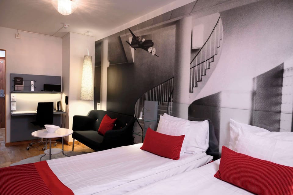 Superior Twin Room | Desk, free WiFi, bed sheets