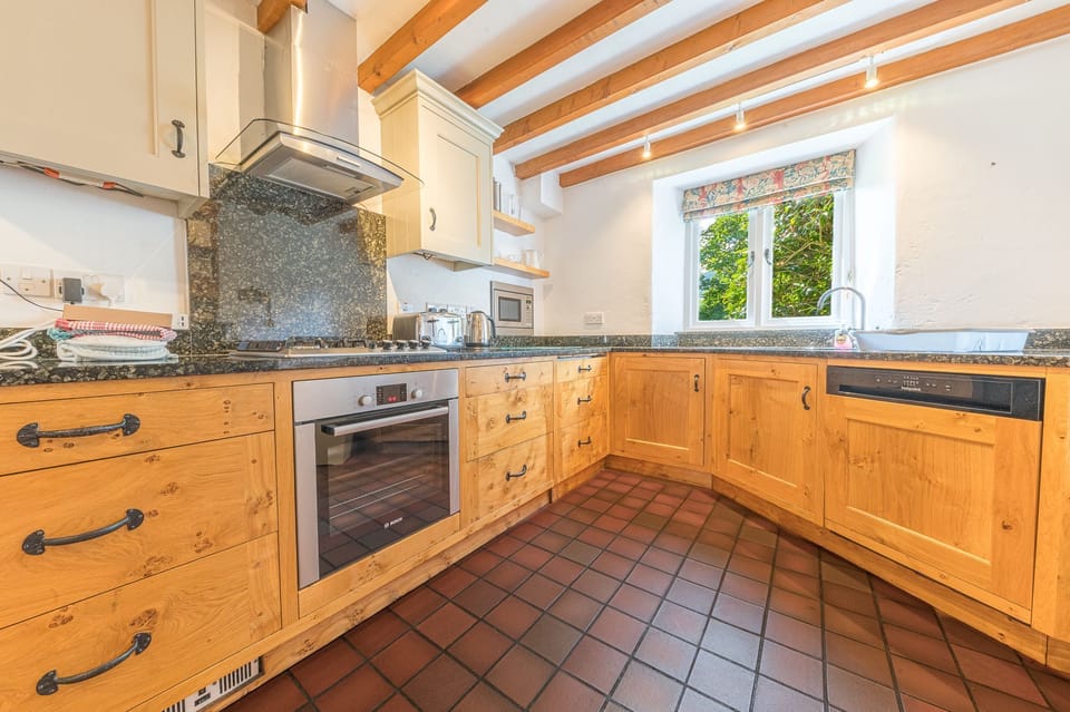 Smithy Cottage kitchen