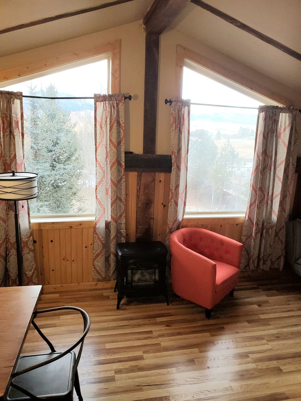 large window for view of mountains and park in back of property