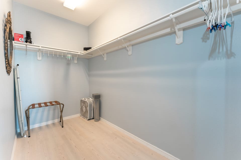 Master walk in closet