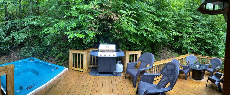 Guests have full access to outdoor bbq grill
