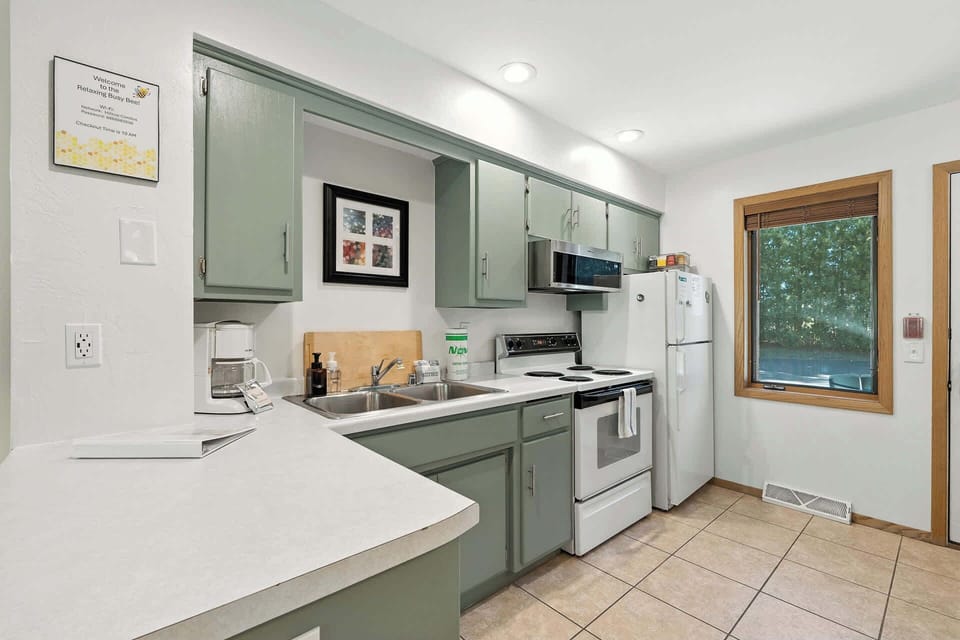 Fresh clean kitchen!