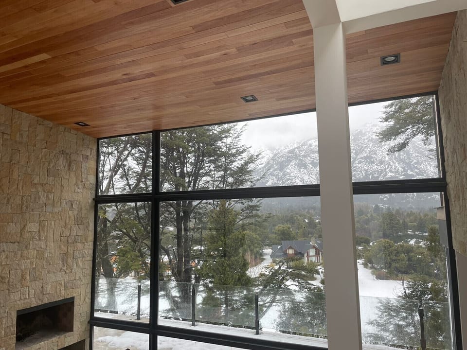 Living Great room main level / entry level