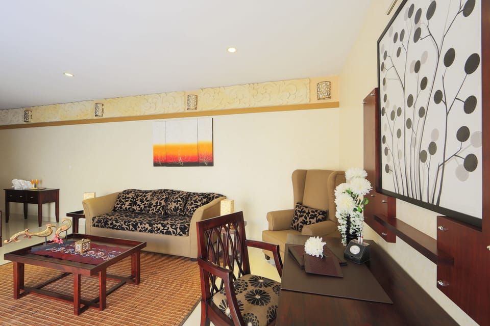 1 Bedroom Private Pool Villa  | Living area | 32-inch LED TV with satellite channels, TV, DVD player
