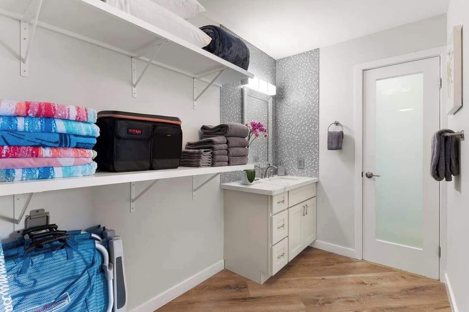 Tidy and bright