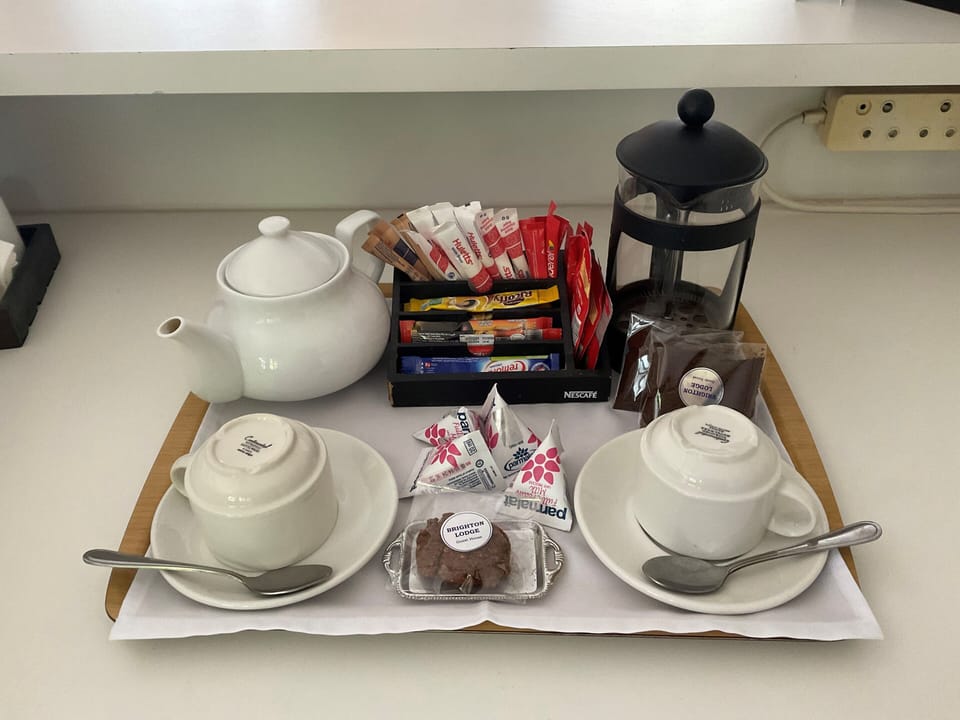 Luxury Triple Room | Coffee and/or coffee maker