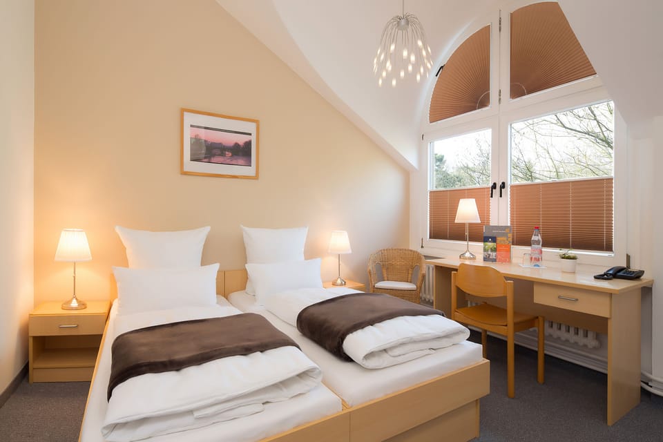 Double Room | In-room safe, desk, free WiFi