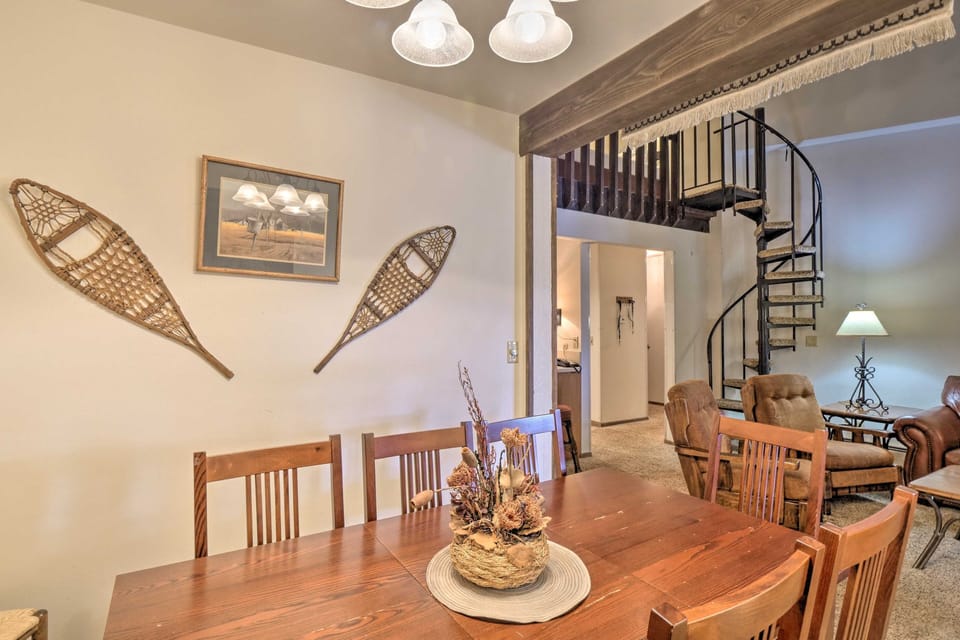 Architecture, Building, Dining Room, Dining Table, Furniture