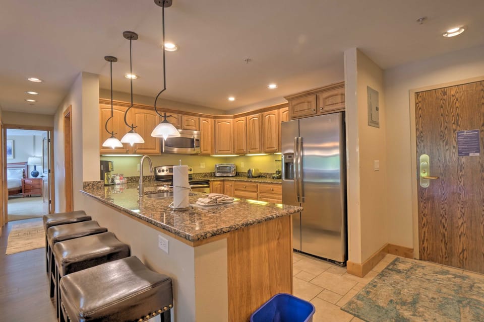 Indoors, Kitchen, Bed, Furniture, Home Decor