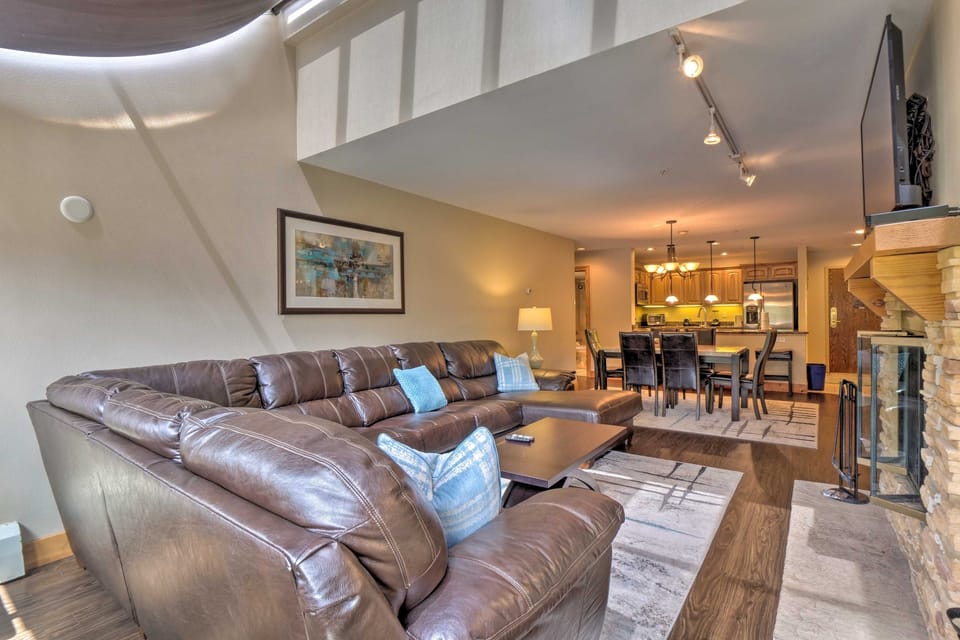 Home Decor, Architecture, Building, Furniture, Indoors