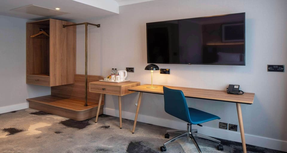 In-room safe, desk, laptop workspace, blackout drapes