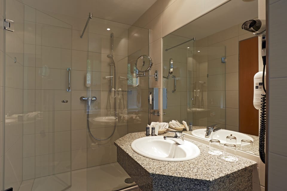 Hair dryer, towels