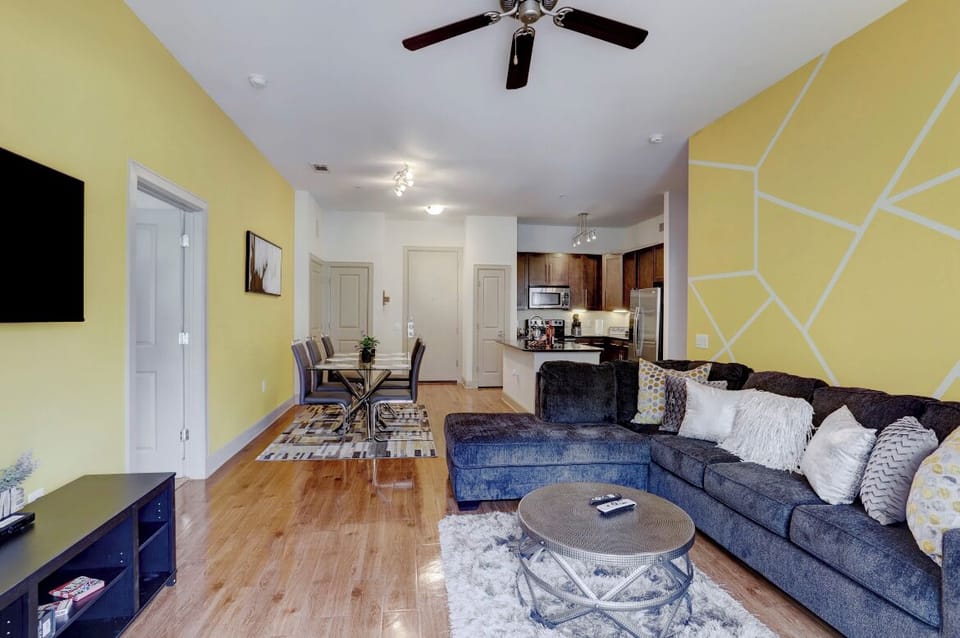 Living room and dinning area 