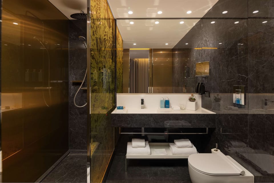Bathroom shower