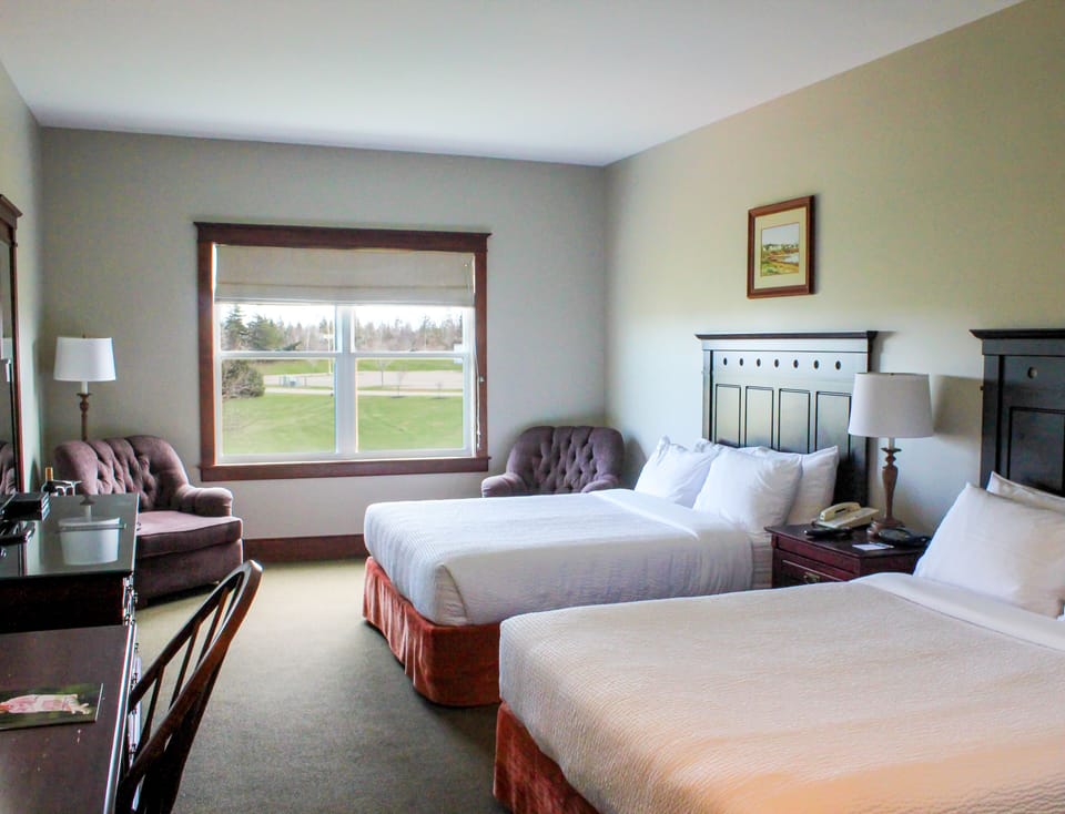 Hypo-allergenic bedding, pillowtop beds, in-room safe, desk