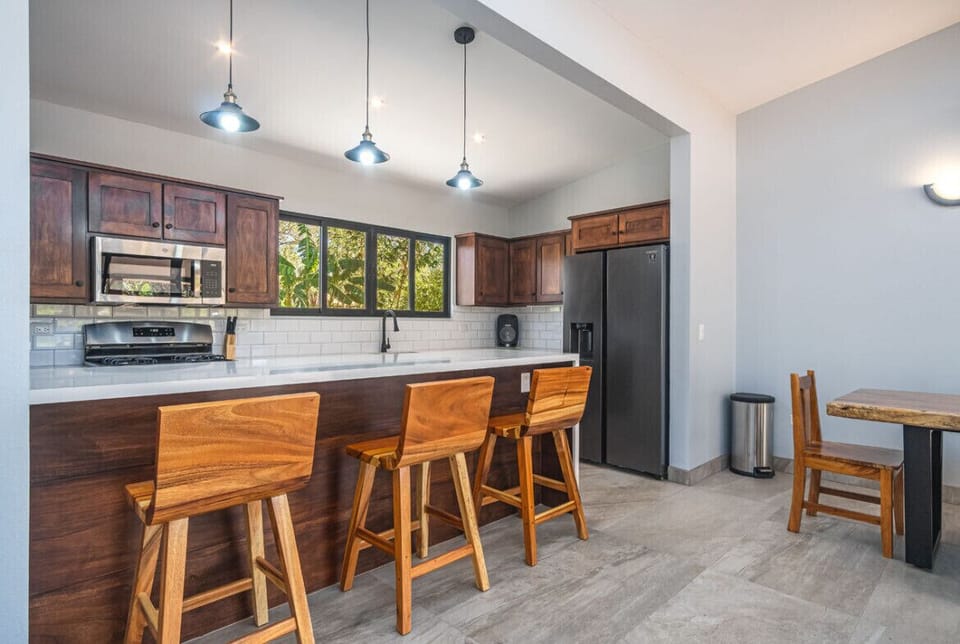 Great open kitchen with all of your cooking needs. 