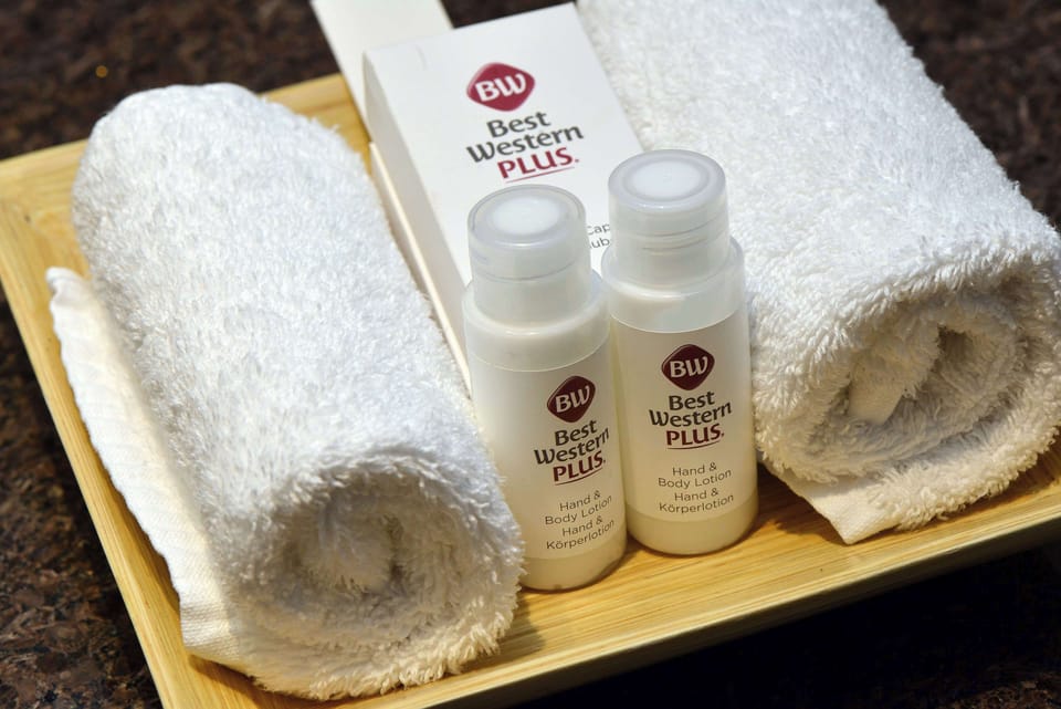 Shower, free toiletries, hair dryer, towels