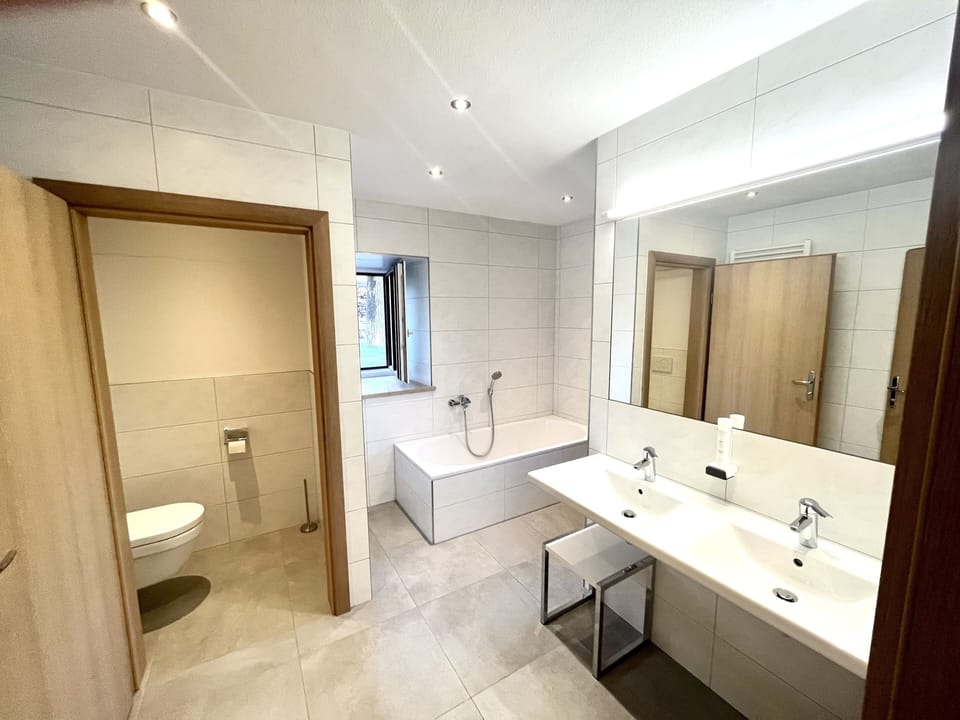 Family Studio Suite | Free WiFi, bed sheets