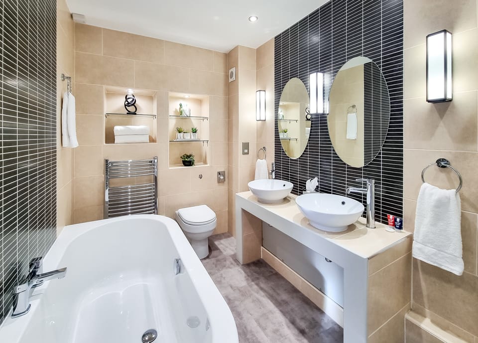 Suite, 1 Double Bed, Non Smoking | Bathroom | Designer toiletries, hair dryer, towels, soap