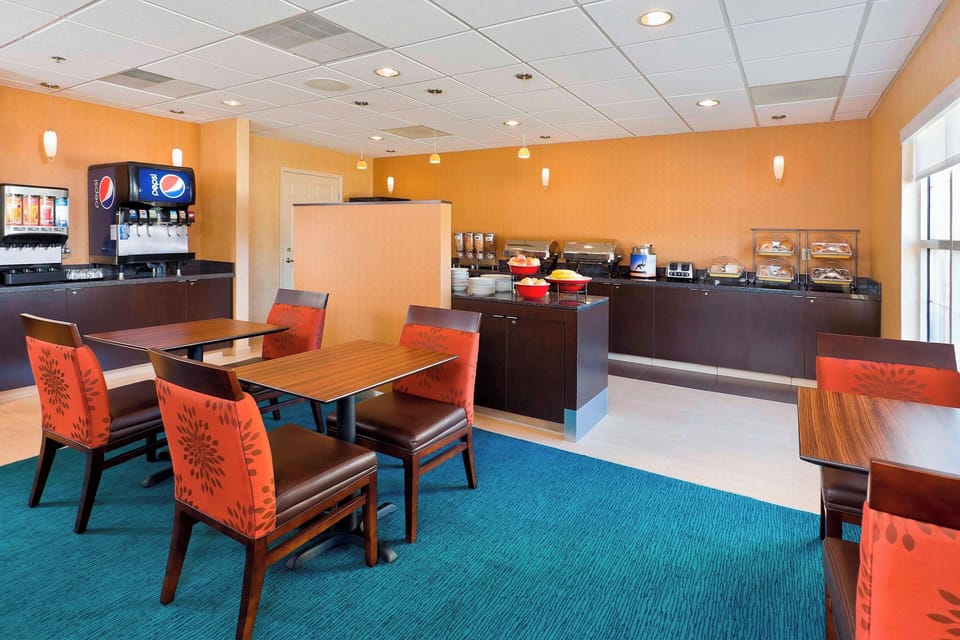Free daily self-serve breakfast