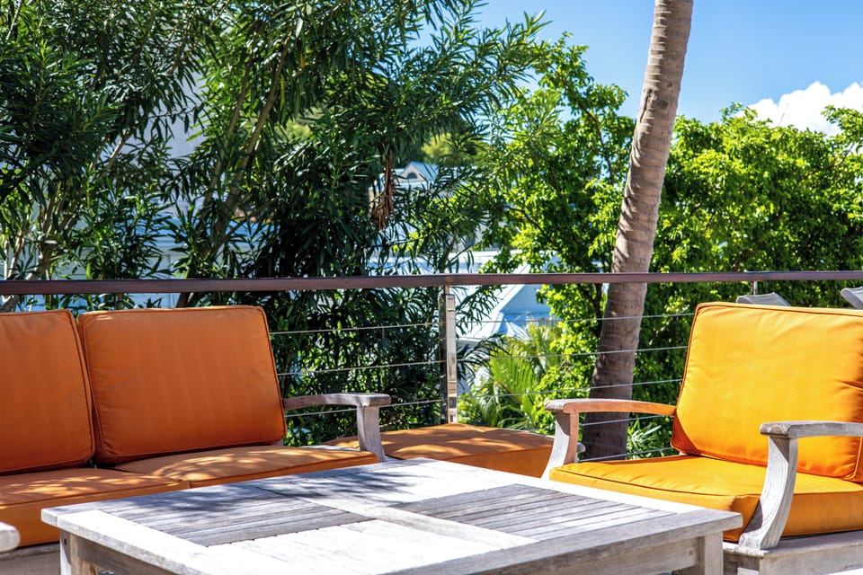 Relax in comfort at Moonstone Villa