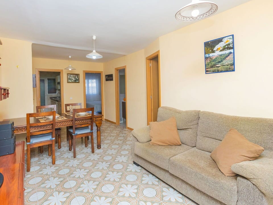 Furniture, Property, Comfort, Window, Textile, Bed, Interior Design, Wood, Floor, Shade