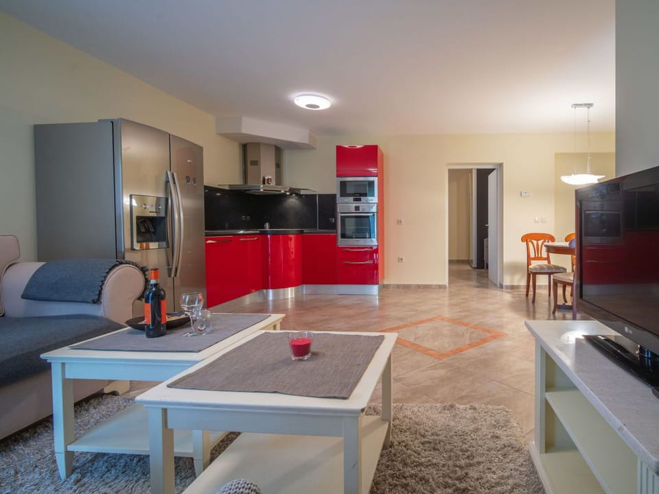 Furniture, Property, Cabinetry, Table, Couch, Countertop, Wood, Home Appliance, Kitchen