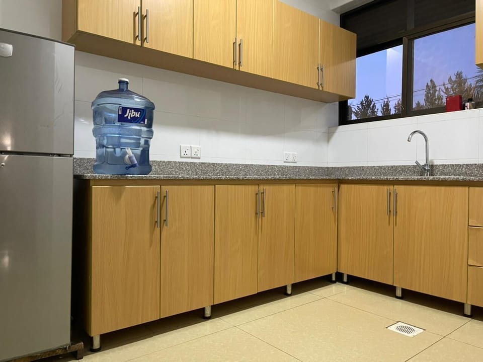 Apartment, 4 Bedrooms, Balcony, City View | Interior