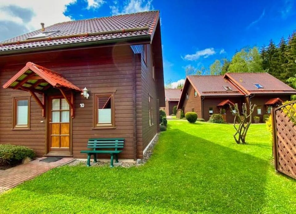 House, 2 Bedrooms, Terrace | Exterior