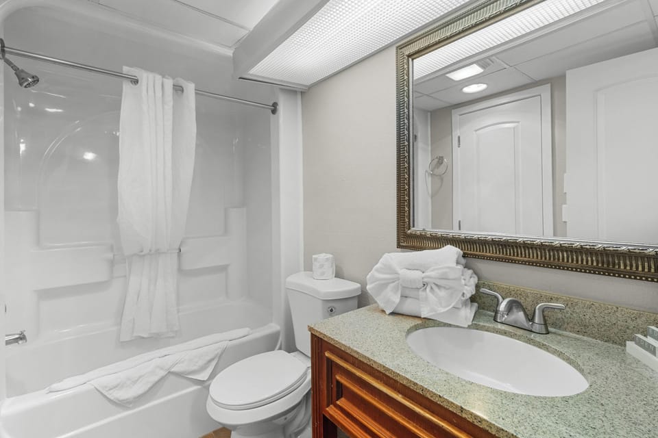 Monterey Bay Suites Hotel in Myrtle Beach