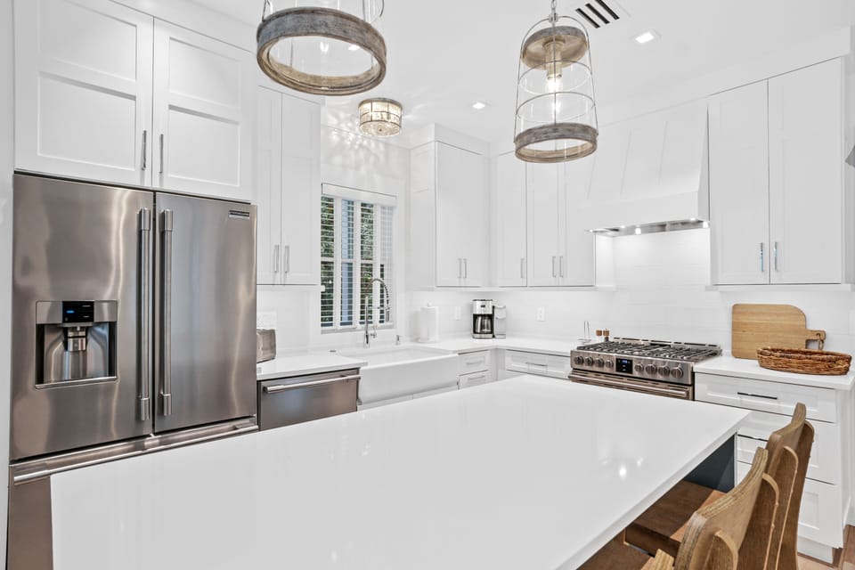 Gas range and fully stocked kitchen 