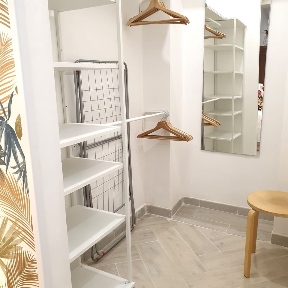 Studio, 1 Double Bed with Sofa bed | WiFi (free)