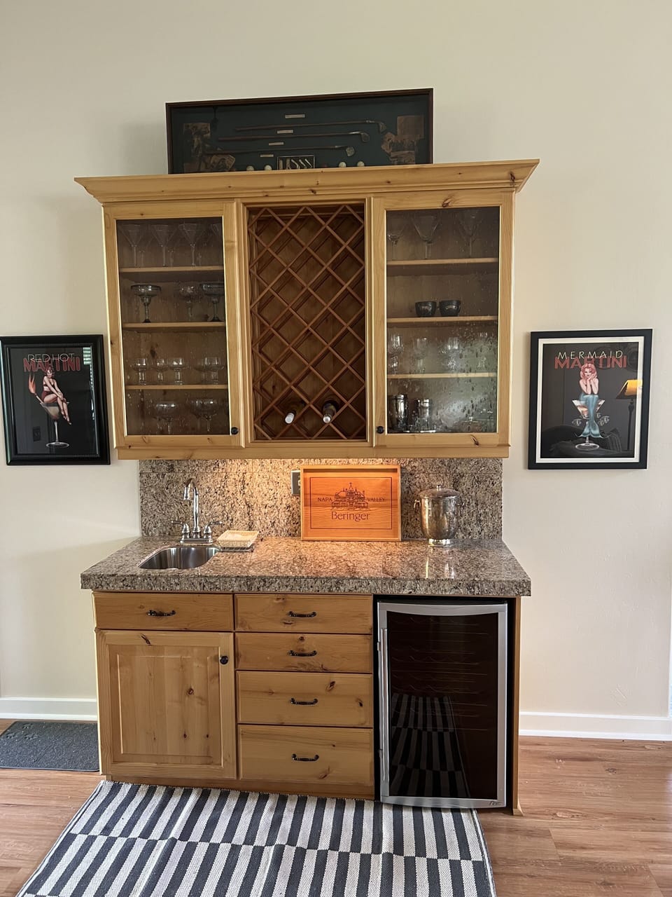 Wet bar