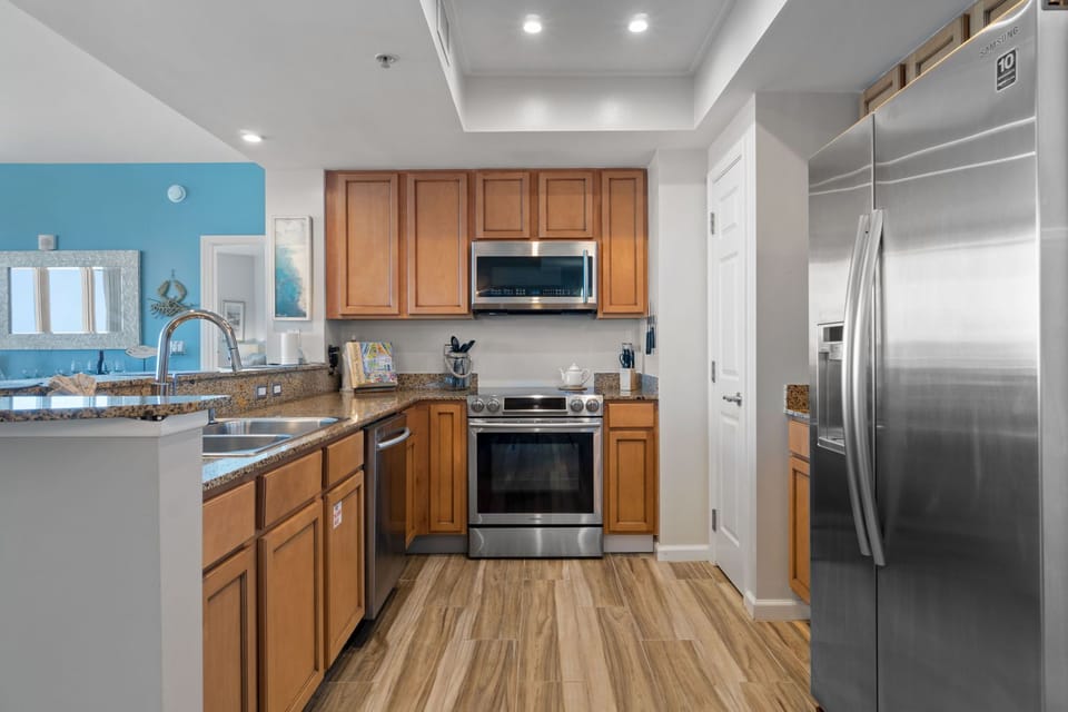 Stainless Steel Appliances, in this upgraded Penthouse Suite