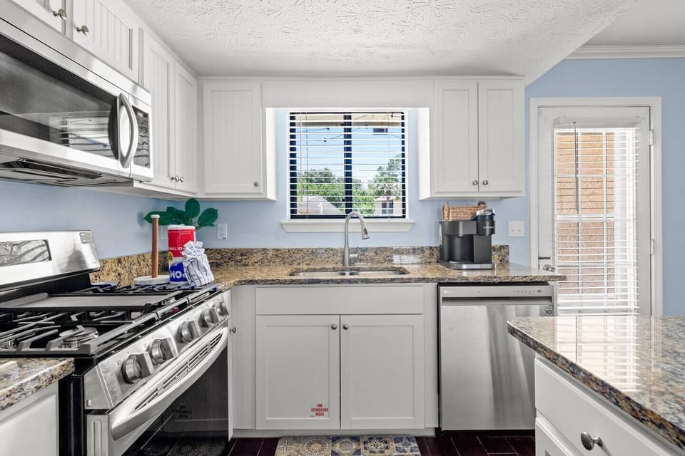 Kitchen - you can view the kids at the pool from this window!