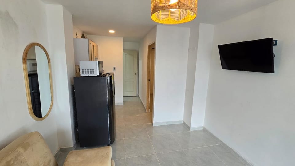 Standard Studio | Living area | Smart TV, heated floors
