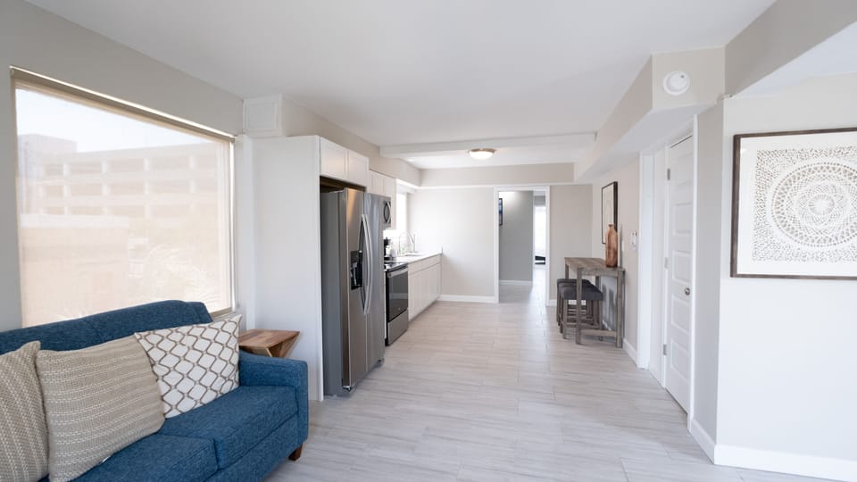 Presidential Suite | Living area | Flat-screen TV