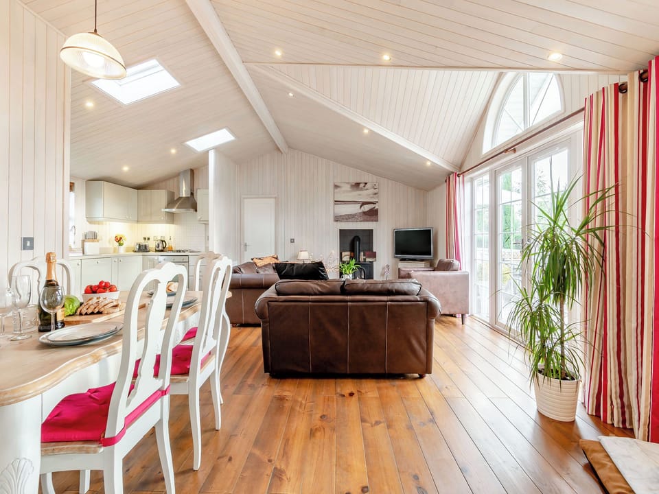 Open plan living space | Beech Tree Lodge, Derby