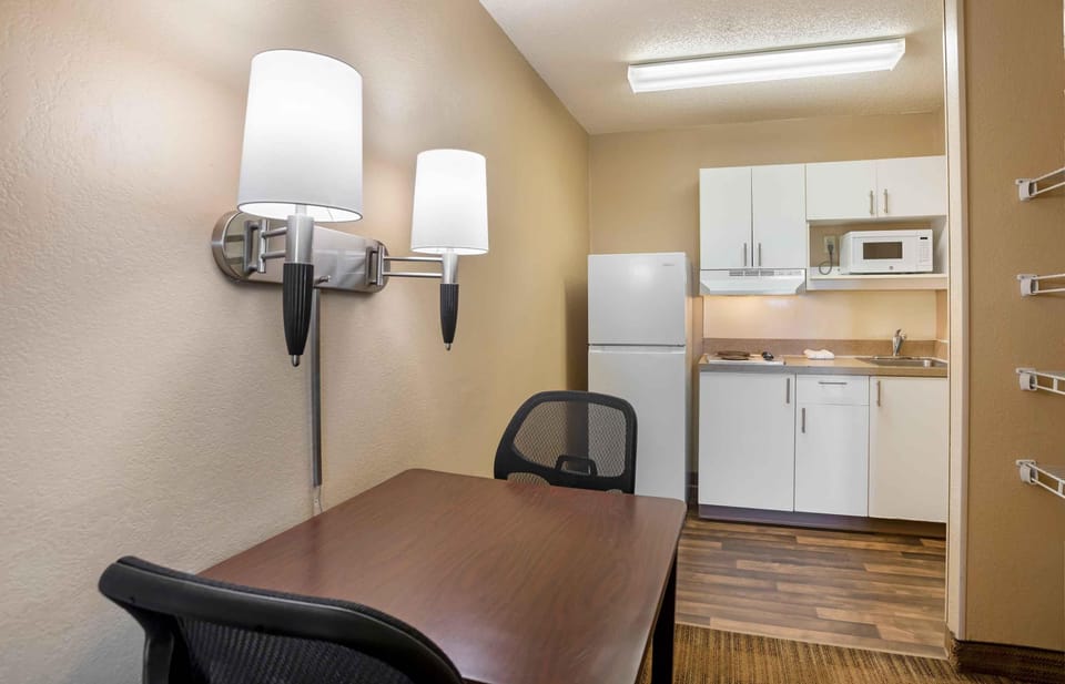 Studio, 2 Queen Beds, Non Smoking | Private kitchen | Fridge, microwave, stovetop