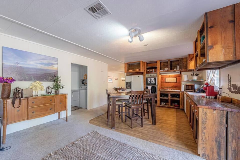 Kitchen area