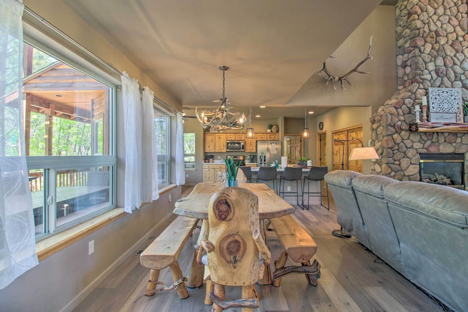 Dining Area | Dishware Provided | High Chair
