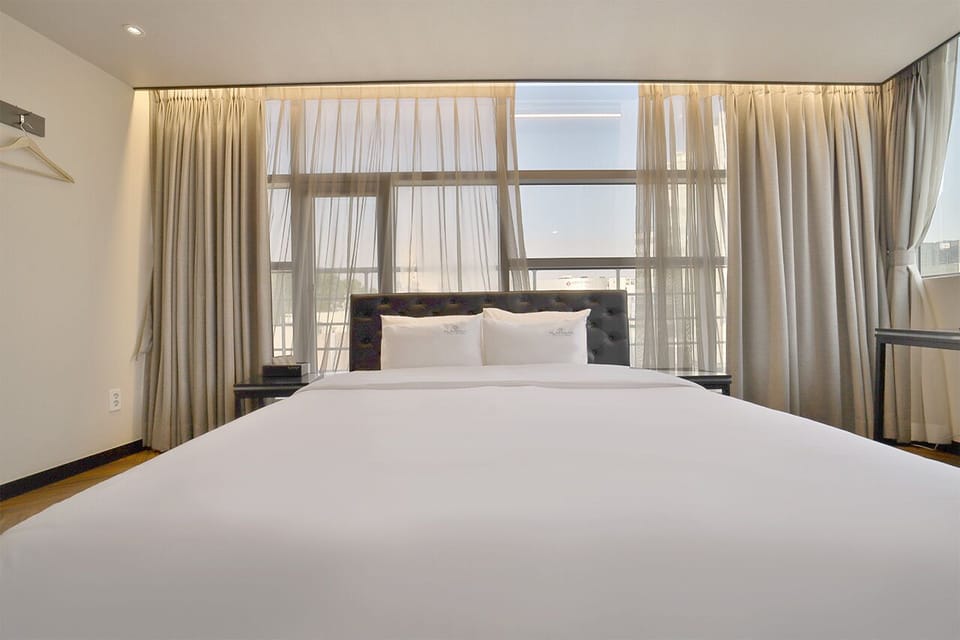 Premium bedding, free WiFi, bed sheets